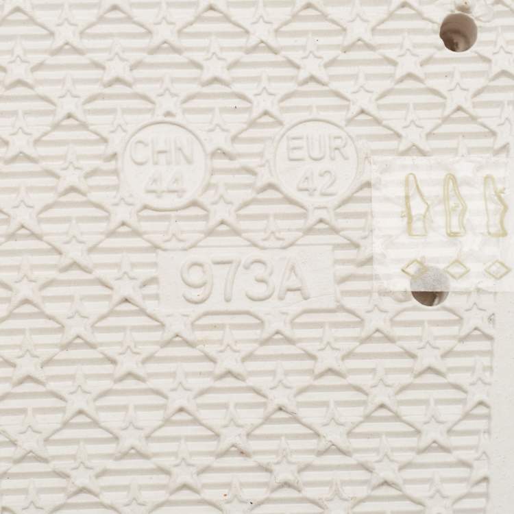 Pre Owned Roberto Cavalli White Rubber RC Logo Pool Slides Size 42