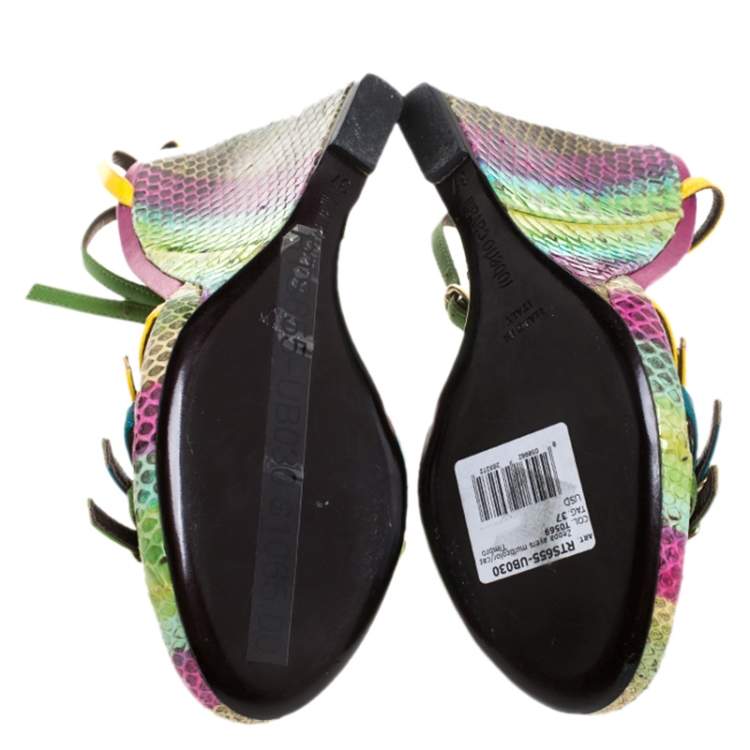 مملوكة مسبقًا Roberto Cavalli Multicolor Leather And Python Wedge Strappy Sandals Size 37