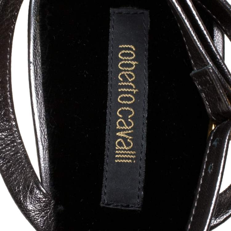 Pre Owned Roberto Cavalli Metallic Grey Leather Crystal Embellished Strappy Sandals Size 41