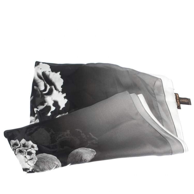 Pre Owned Roberto Cavalli Monochrome Floral Print Silk Scarf 