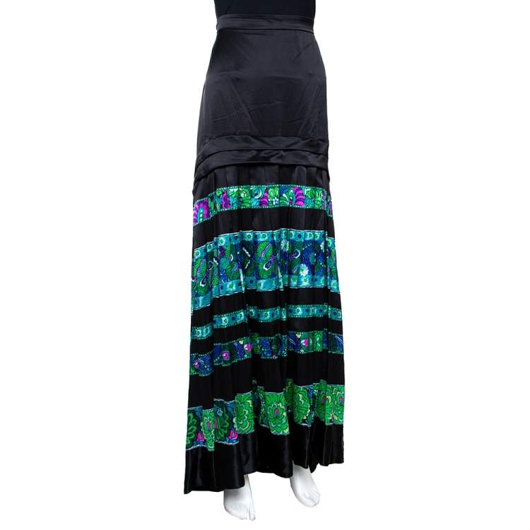 Pre Owned Roberto Cavalli Black & Green Striped Floral Printed Silk Flared Maxi Skirt L 