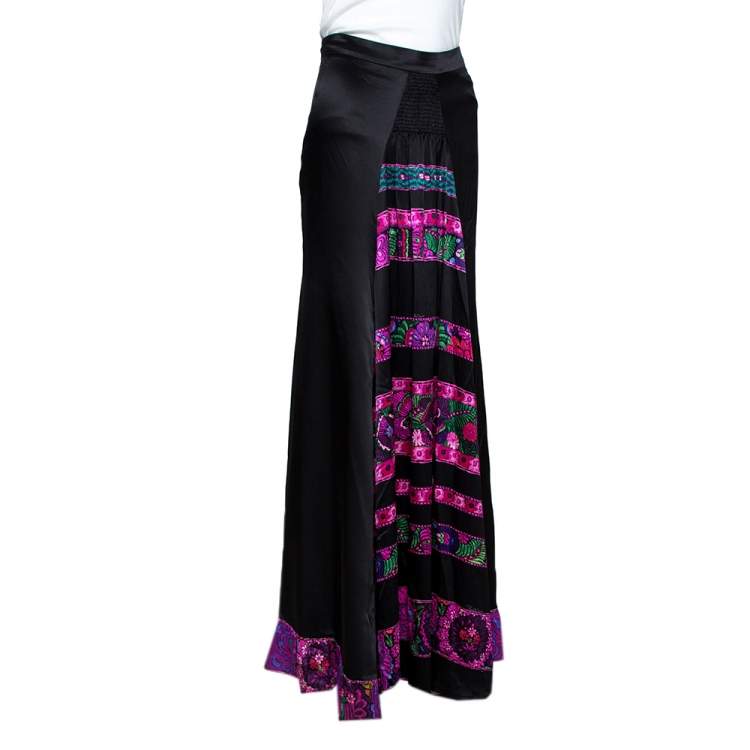 Pre Owned Roberto Cavalli Black Silk Satin Floral Trim Fit & Flare Maxi Skirt M