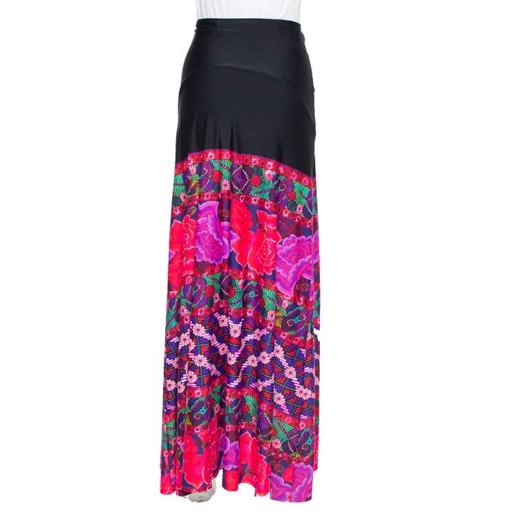 مملوكة مسبقًا Roberto Cavalli Black Floral Printed Knit Maxi High Waist Skirt L