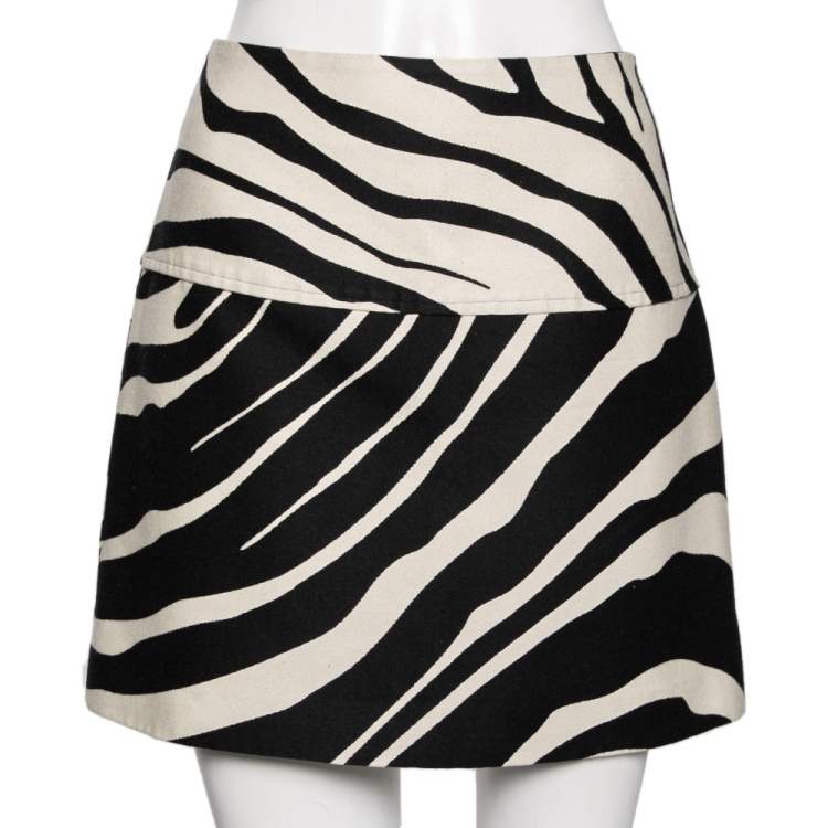 مملوكة مسبقًا Roberto Cavalli Monochrome Patterned Cotton Short Skirt M