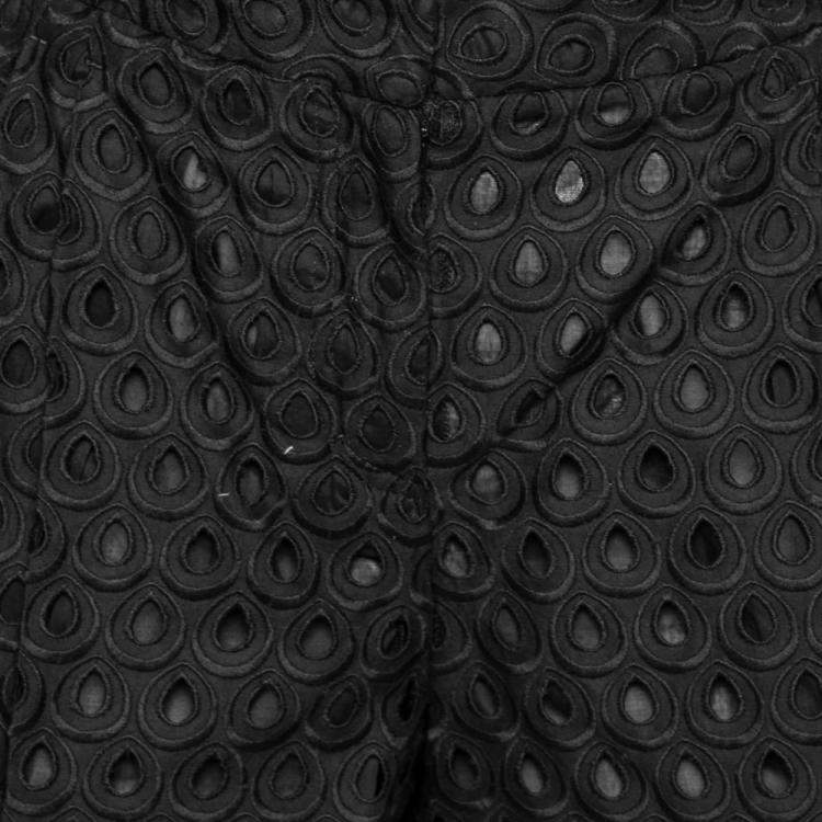 Pre Owned Roberto Cavalli Black Cutwork Cotton Shorts M