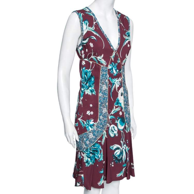 Pre Owned Roberto Cavalli Burgundy Floral Printed Jersey Flared V Neck Dress M