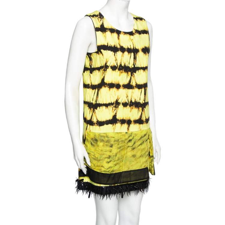 Pre Owned Roberto Cavalli Yellow Printed Denim Embellished Hem Detail Sleeveless Shift Dress M