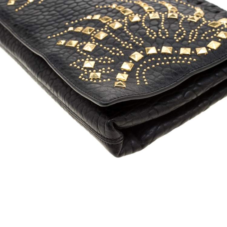 Pre Owned Roberto Cavalli Black Leather Studded Regina Chain Clutch Bag