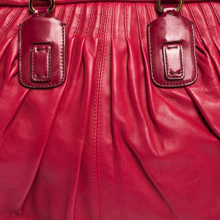 Pre Owned Roberto Cavalli Red Pleated Leather Chain Detail Handle Satchel