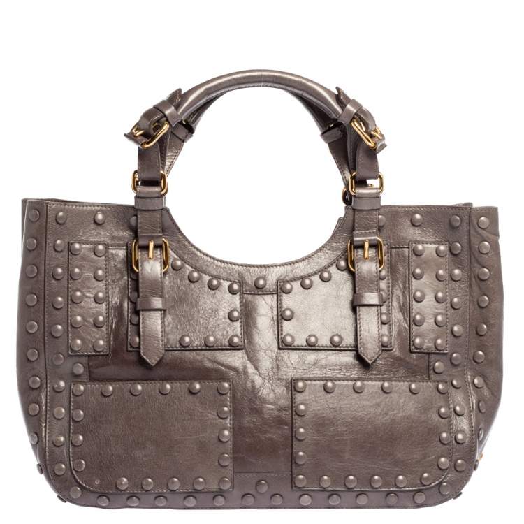 مملوكة مسبقًا Roberto Cavalli Grey Leather Studded Satchel 