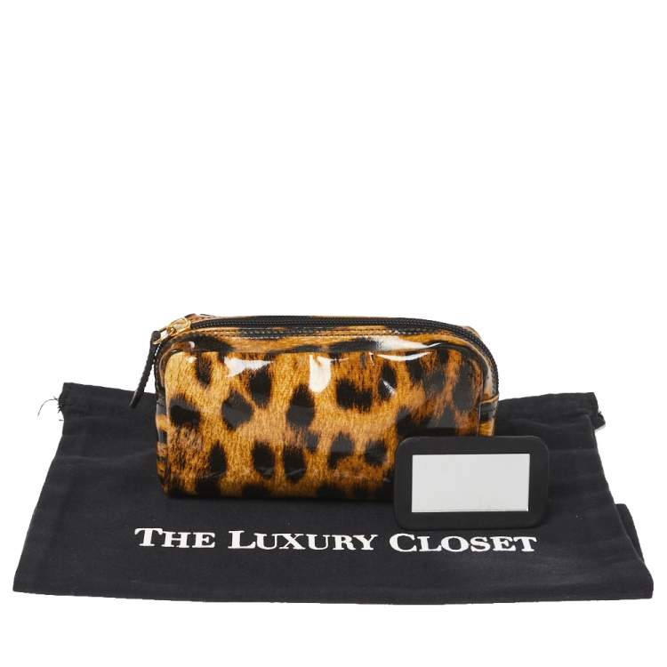 مملوكة مسبقًا Roberto Cavalli Brown Leopard Print Patent Leather Pouch
