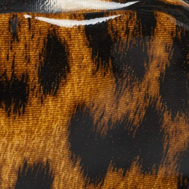 مملوكة مسبقًا Roberto Cavalli Brown Leopard Print Patent Leather Pouch