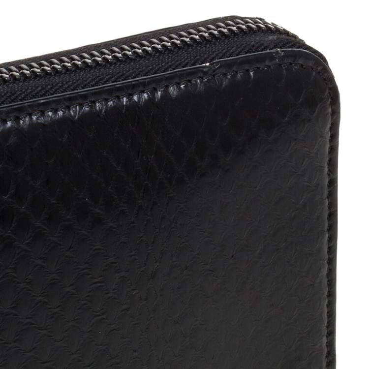 Pre Owned Roberto Cavalli Black Snakeskin Zip Around Wallet