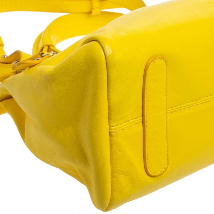 Pre Owned Roberto Cavalli Yellow Leather Mini Diva Crossbody Bag