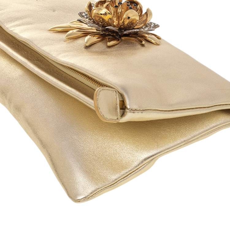 Pre Owned Roberto Cavalli Metallic Gold Crystal Flower Embellished Clutch