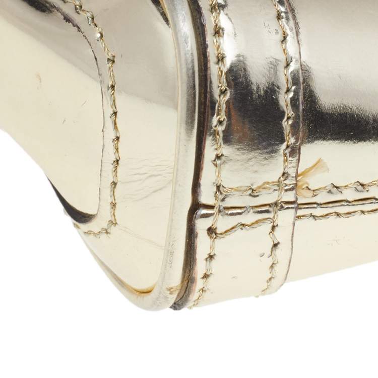 Pre Owned Roberto Cavalli Metallic Gold Patent Leather Chain Pochette