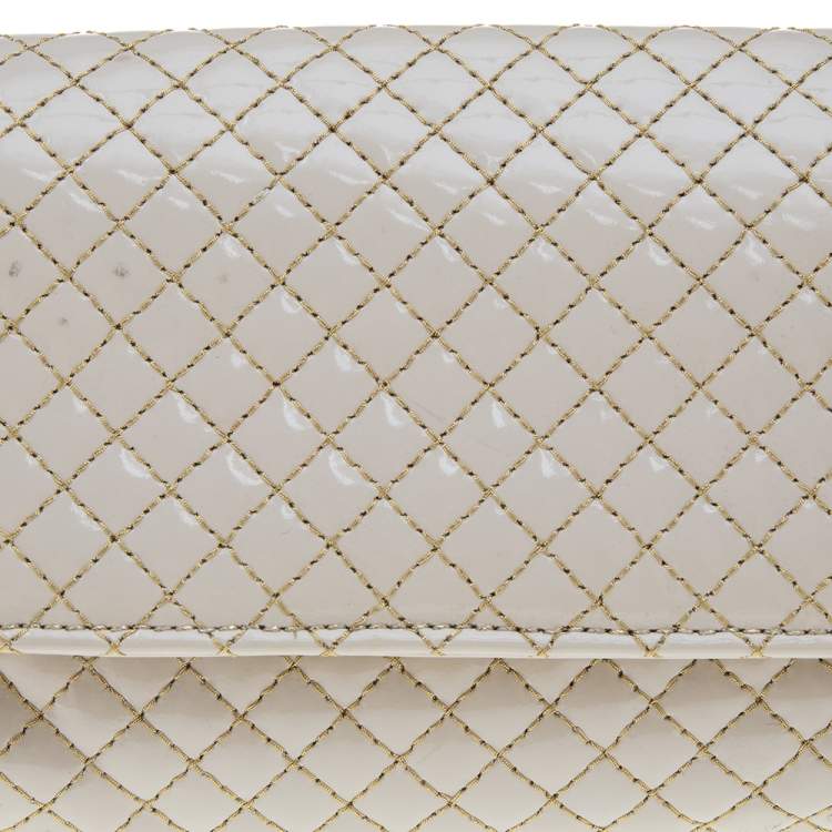 مملوكة مسبقًا Roberto Cavalli Beige Quilted Patent Leather Clutch