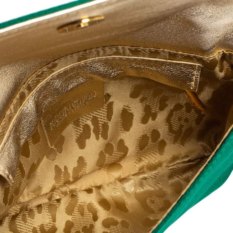 مملوكة مسبقًا Roberto Cavalli Green Satin Serpent Wristlet Clutch 
