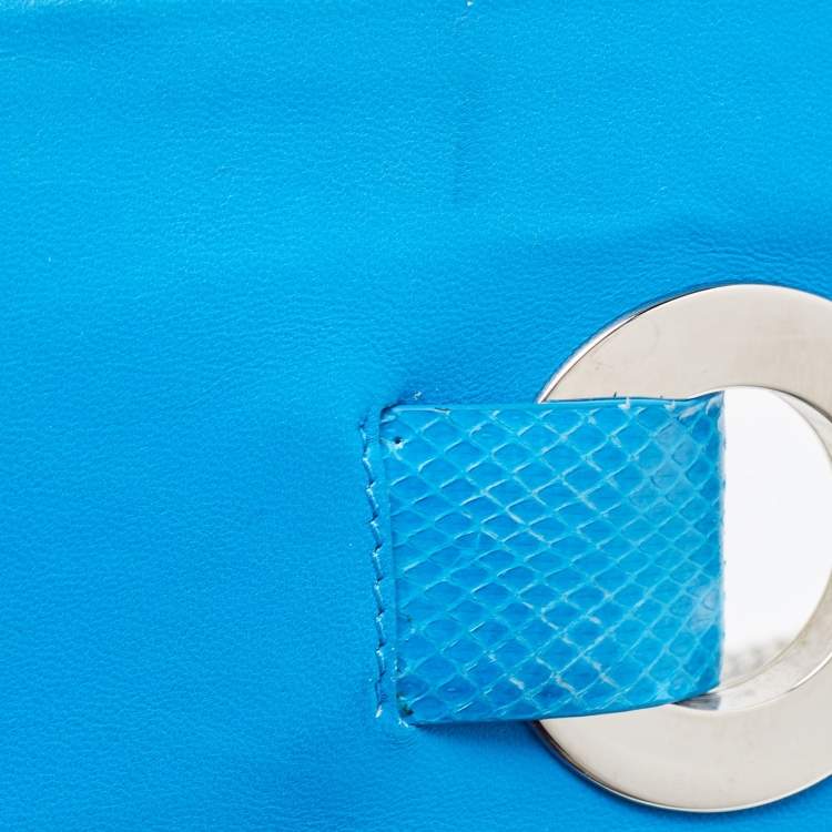 Pre Owned Roberto Cavalli Blue Snakeskin Flap Chain Clutch
