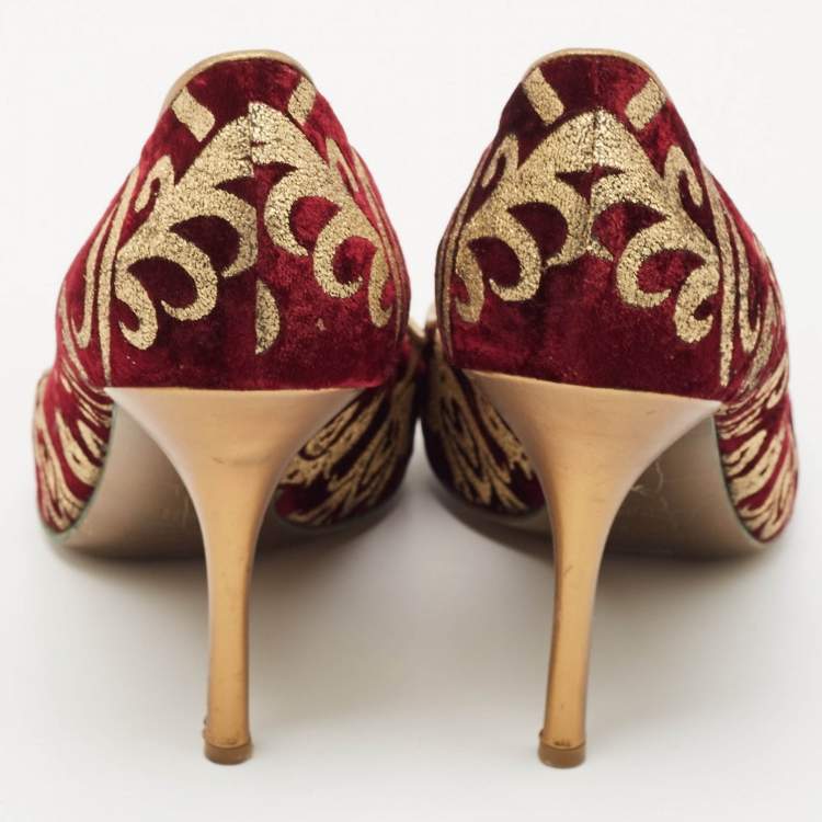 Pre Owned Roberto Cavalli Burgundy/Gold Leather and Velvet Round Toe Pumps Size 38.5