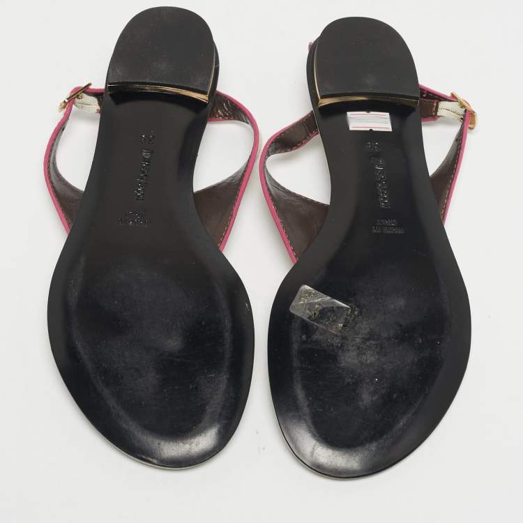Pre Owned Roberto Cavalli White/Pink Leather Gold Logo Thong Flat Sandals Size 39