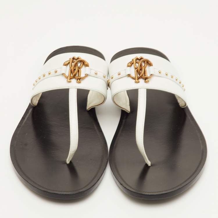 Pre Owned Roberto Cavalli Studded Size 39 White Leather Thong Flats