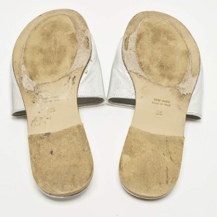 مملوكة مسبقًا Roberto Cavalli Size 36 Silver Leather Logo Embroidered Flat Slide