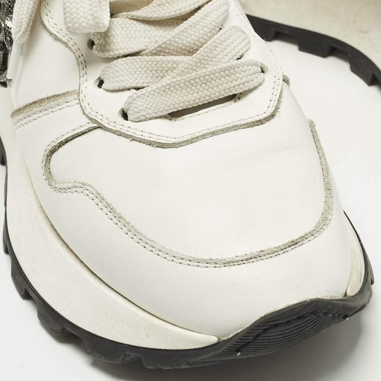 Pre Owned حذاء رياضي روبرتو كافالي جلد أسود بسير أربطة مقاس 37