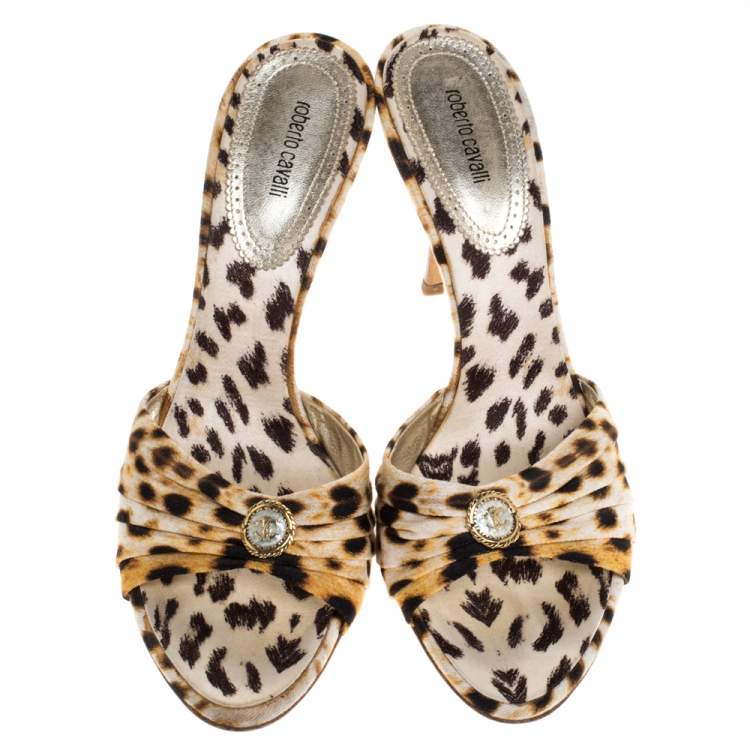 Pre Owned Roberto Cavalli Brown/Beige Leopard Print Canvas Open Toe Sandals Size 40.5