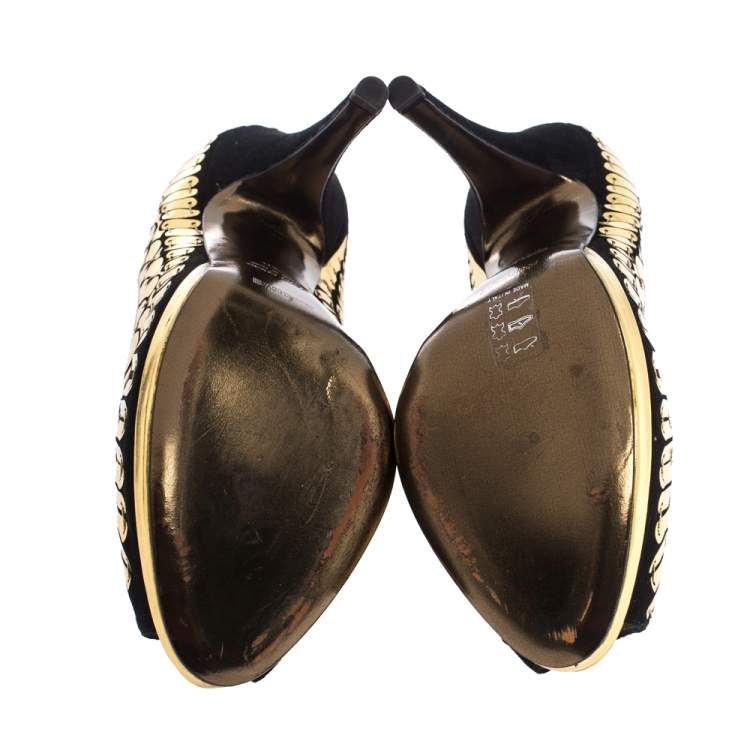 مملوكة مسبقًا Roberto Cavalli Gold/Black Suede Leather Fish Scale Peep Toe Platform Pumps Size 40