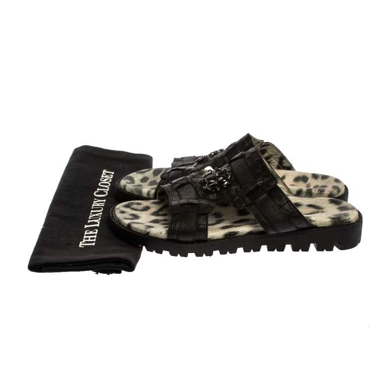 Pre Owned Roberto Cavalli Black Croc Embossed Leather Logo Flat Slide Sandals Size 39