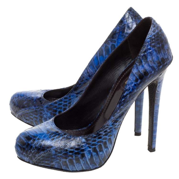 Pre Owned Roberto Cavalli Blue/Black Python Embossed Leather Platform Pumps Size 37
