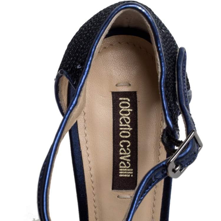 Pre Owned Roberto Cavalli Blue Sequin T Strap Platform Open Toe Sandals Size 36