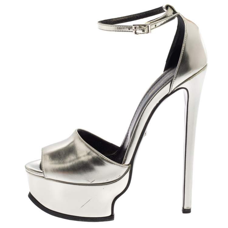 Pre Owned Roberto Cavalli Silver Leather Platform Ankle Strap Sandals Size 38