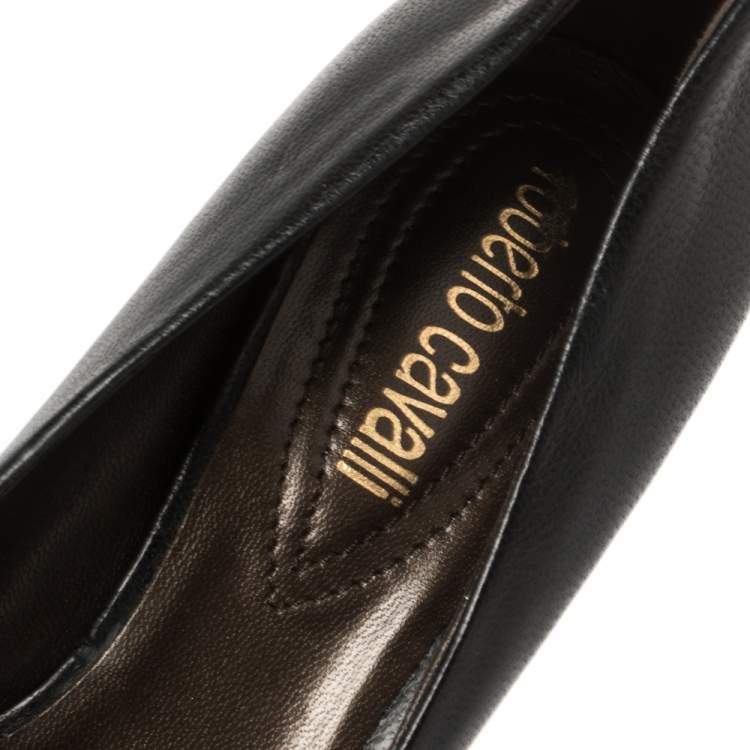 Pre Owned Roberto Cavalli Black Leather Logo Round Toe Pumps Size 37.5