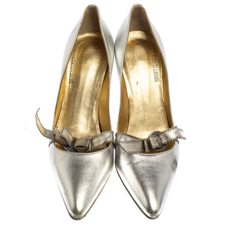 Pre Owned Roberto Cavalli Silver Leather Slip On Pointed Toe Pumps Size 38