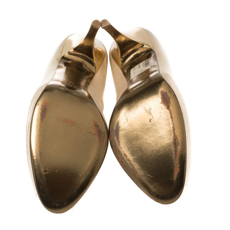 مملوكة مسبقًا Roberto Cavalli Metallic Gold Leather Peep Toe Pumps Size 41