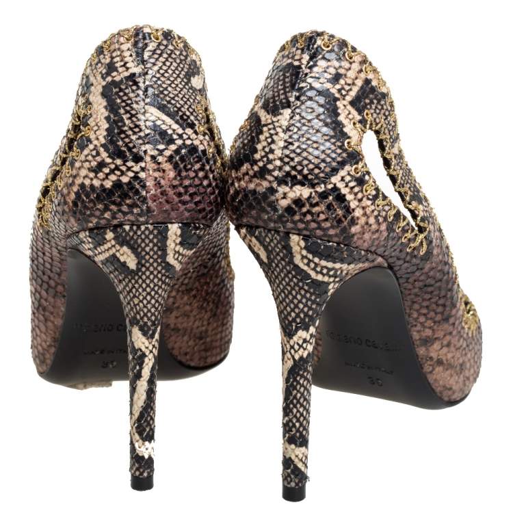 مملوكة مسبقًا Roberto Cavalli Brown/Black Python Embossed Laser Cut Pumps Size 39