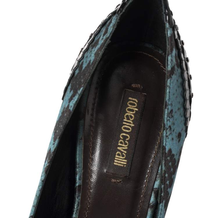Pre Owned Roberto Cavalli Black/Blue Python Print Satin And Patent Leather Pointed Toe Pumps Size 37