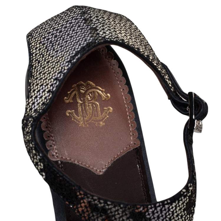 Pre Owned Roberto Cavalli Black/Silver Sequins and Satin Thong Ankle Strap Flat Sandals Size 39