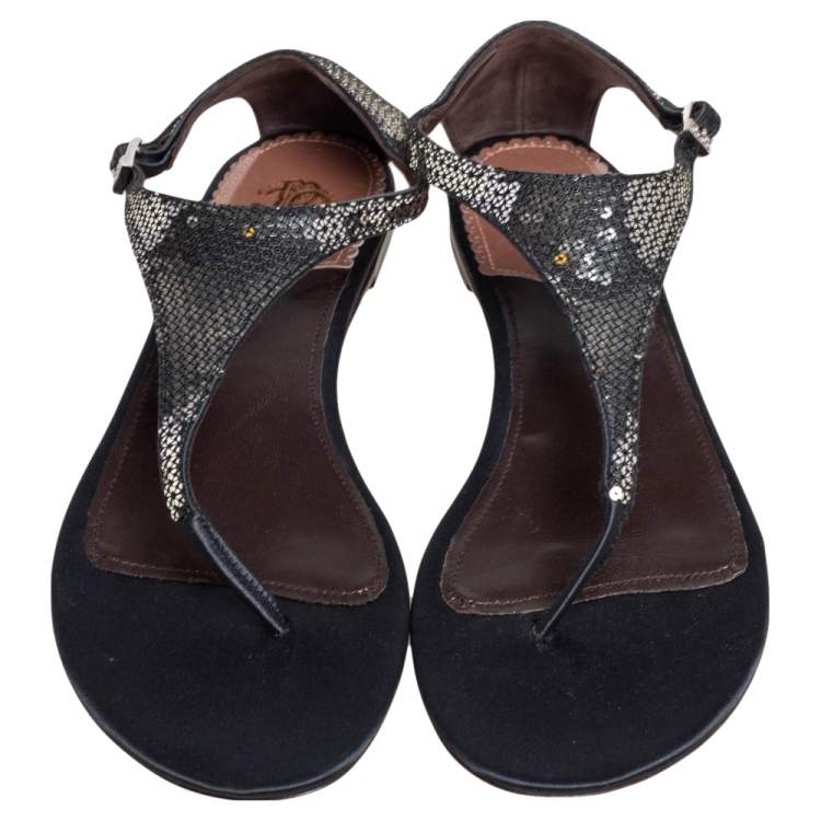 Pre Owned Roberto Cavalli Black/Silver Sequins and Satin Thong Ankle Strap Flat Sandals Size 39