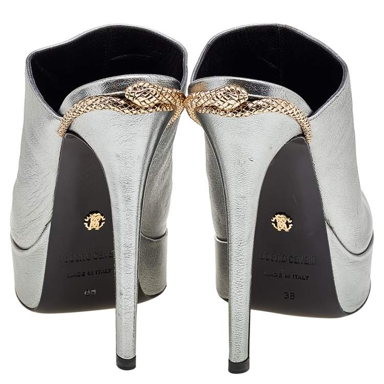 Pre Owned Roberto Cavalli Metallic Silver Leather Platform Mules Size 38