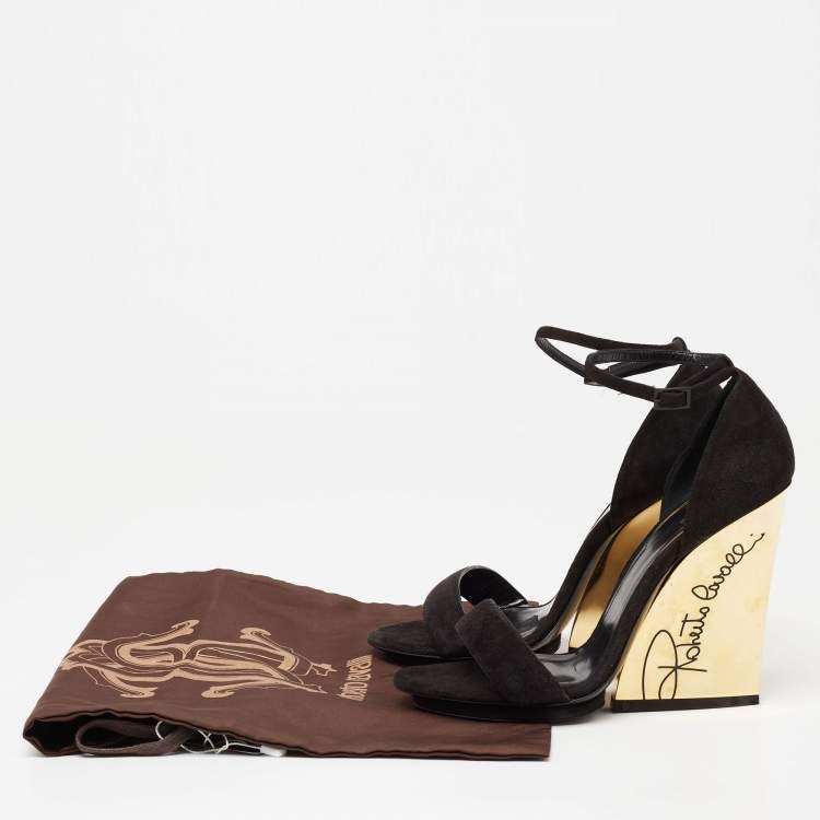 مملوكة مسبقًا Roberto Cavalli Black Suede Wedge Ankle Strap Sandals Size 38