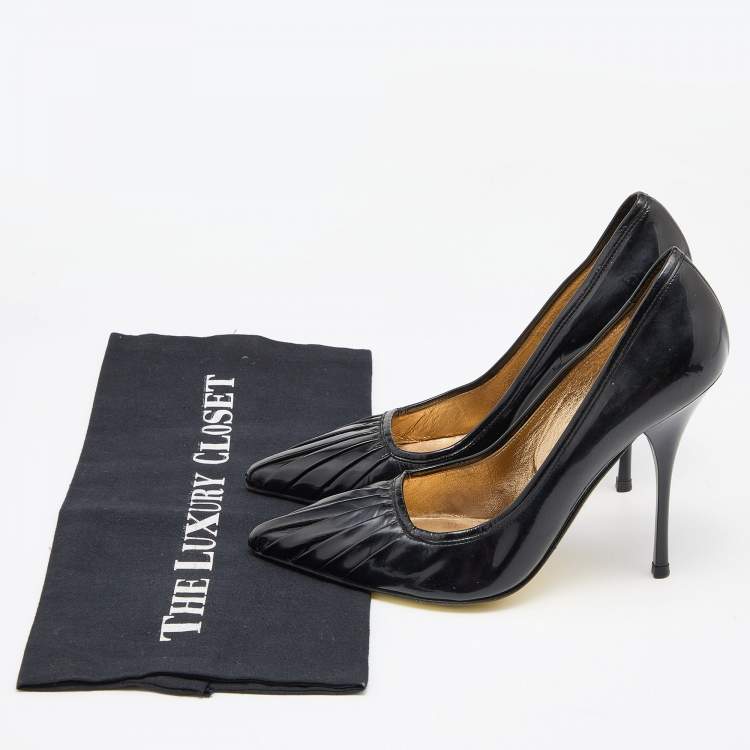 Pre Owned Roberto Cavalli Black Pleated Patent Leather Pointed Toe Pumps Size 36.5