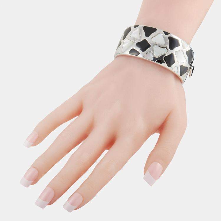 Pre Owned Roberto Coin 18K Yellow and White Gold Mother of Pearl and Onyx Giraffe Bangle Bracelet