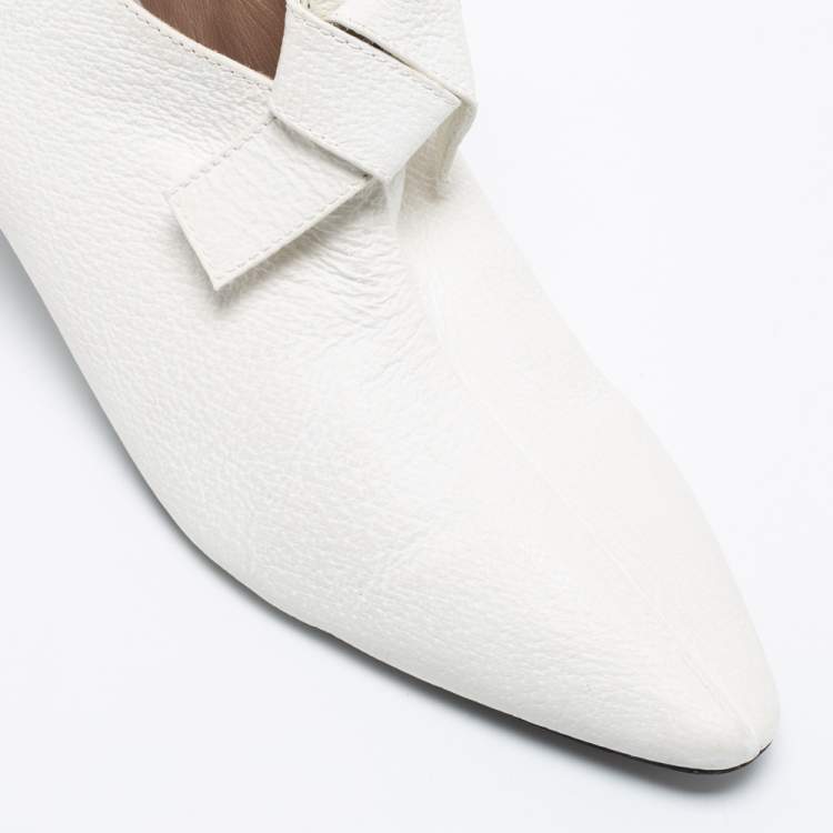 Pre Owned Rochas White Leather Kitten Heel Booties Size 37 