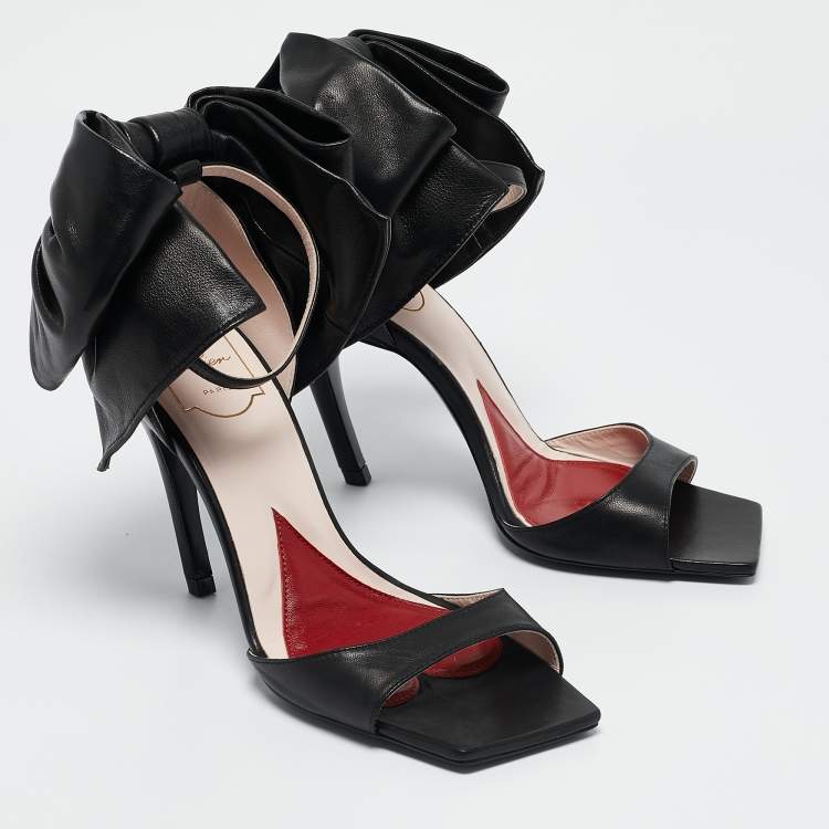 Pre Owned Roger Vivier Black Leather Viv' Choc Back Bow Sandals Size 38
