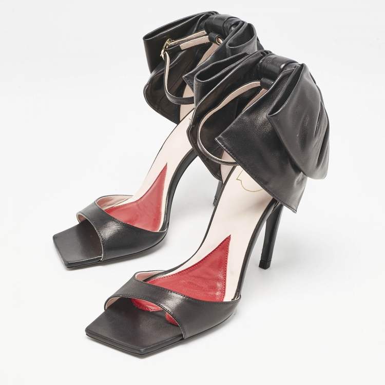Pre Owned Roger Vivier Black Leather Viv' Choc Back Bow Sandals Size 39