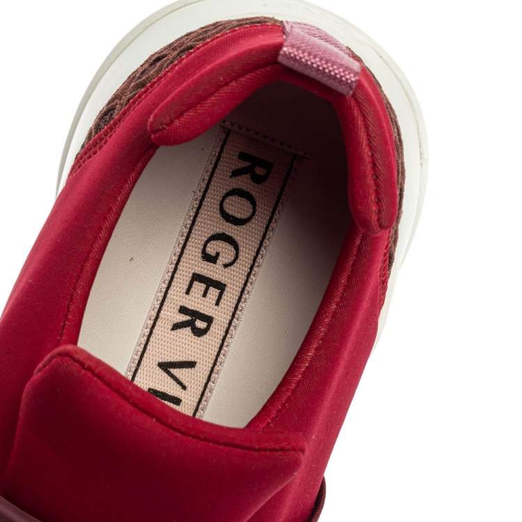 Pre Owned Roger Vivier Maroon/Brown Neoprene Fabric Viv' Run Sneakers Size 40