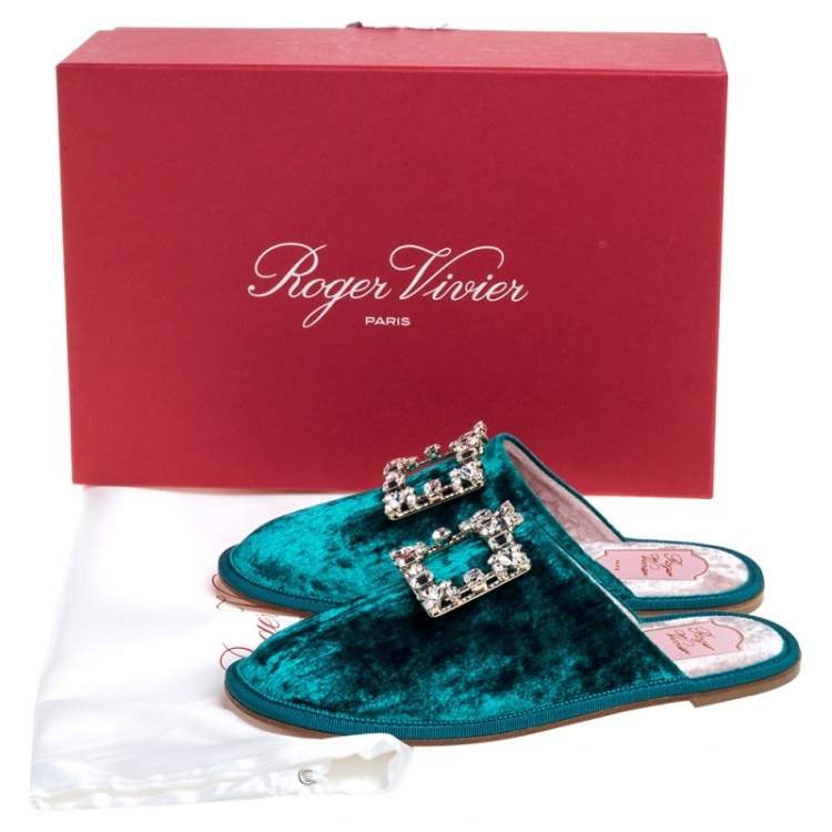 Pre Owned Roger Vivier Green Velvet Hotel Vivier Crystal-Embellished Flat Slippers Size 37